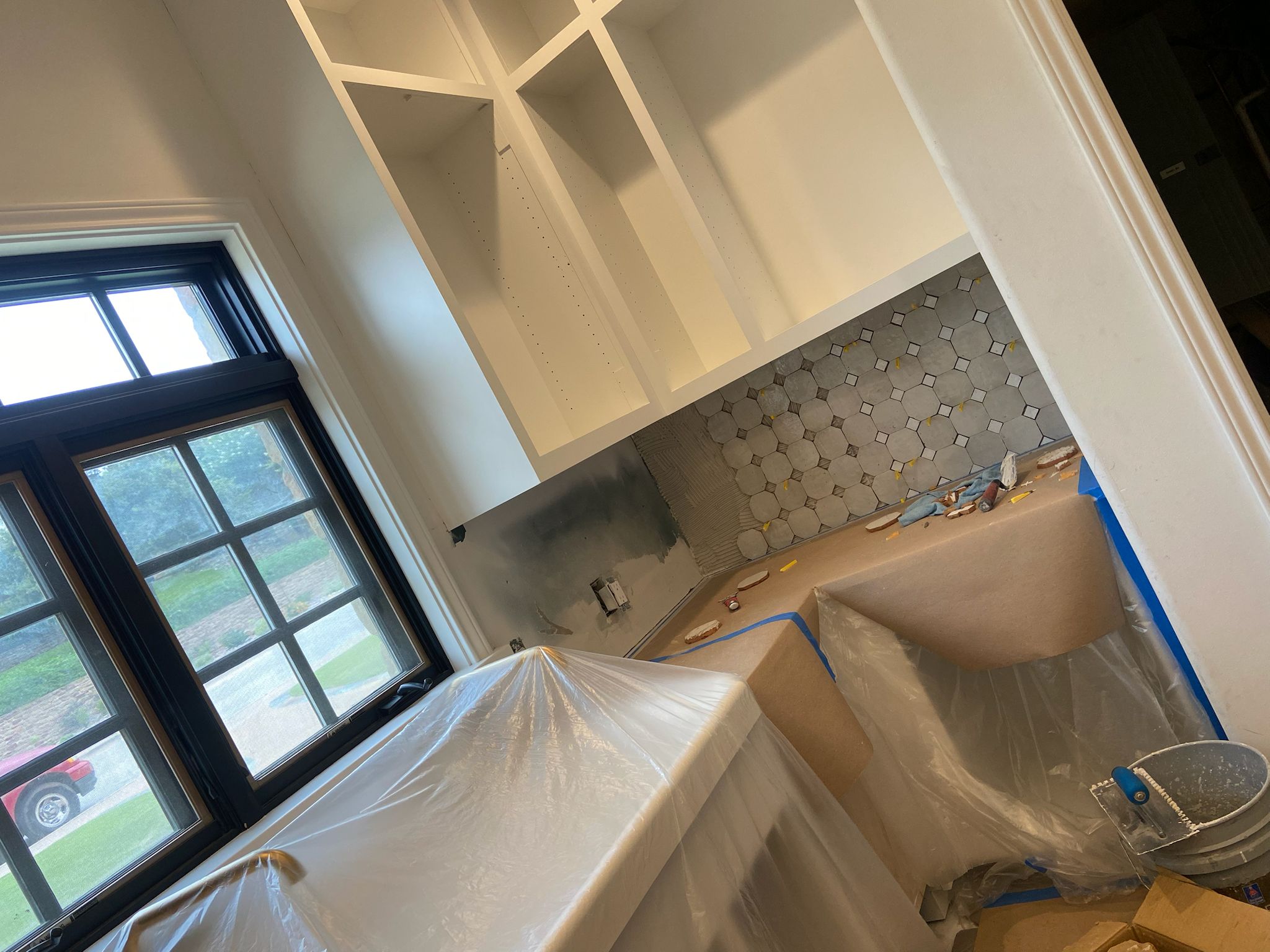 Kitchen renovation - modern cabinets and countertops